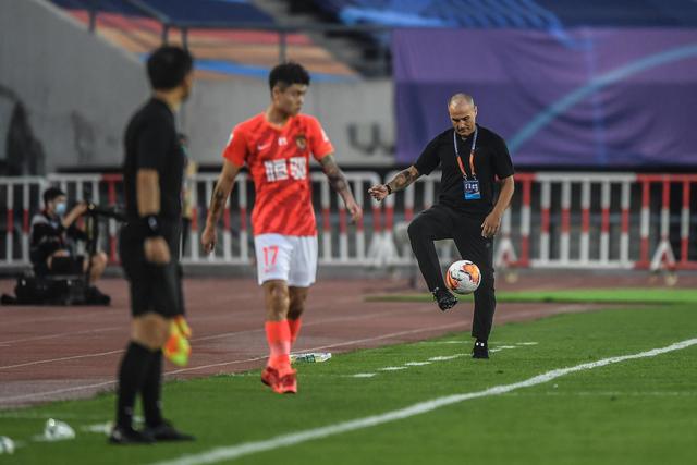 马斯克强调其对乌克兰的支持并回应质疑